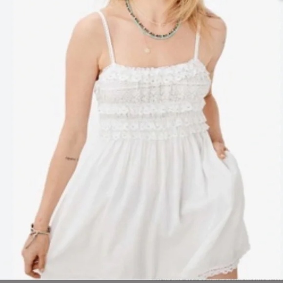 American Eagle Outfitters white Summer Dream smocked sundress Size Small NWT - Picture 3 of 15
